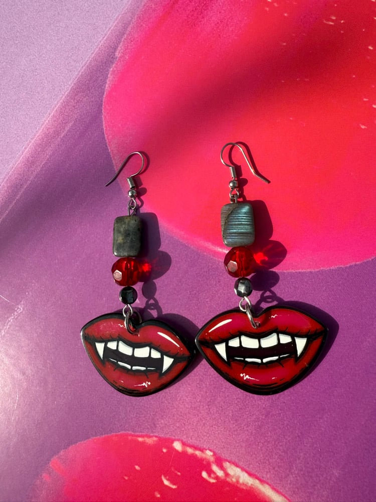Image of Red lip fang earrings ๐โจ๐ค