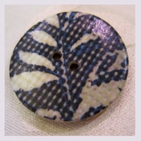 Image 5 of Bouton ivoire végétale découpée et coco