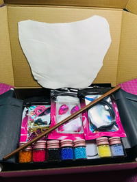 Image 4 of Aura Butterfly Beading Kit