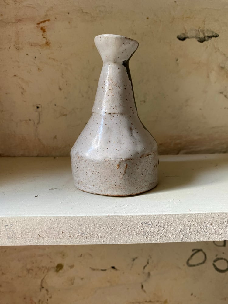 Squat tin glazed bottle with beauty mark Image 5