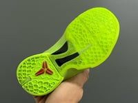Image 5 of Kobe 6 grinch Kids