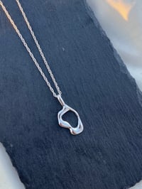 Image 4 of Liquid O pendant II 