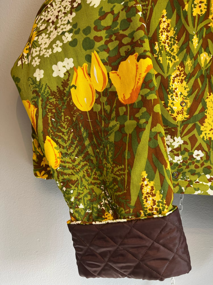 Image of Kort jakke med tulipan print (s-xl)