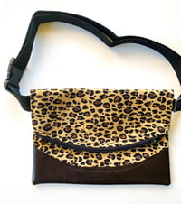 Image 3 of Fanny Pack Designs By IvoryB Leopard Brown 