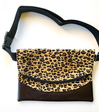 Image 3 of Fanny Pack Designs By IvoryB Leopard Brown