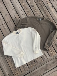 Image 2 of Skull Boxy Thermals