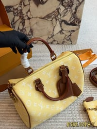 Image 5 of Speedy Leather P9