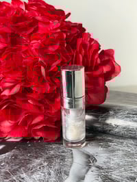 Image 4 of KRYMARY MINERAL LIP OIL