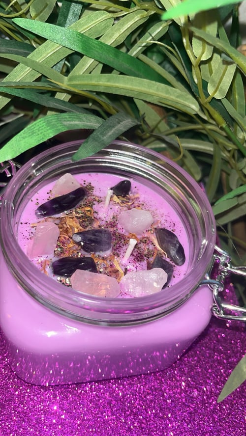 Image of Newly Close lid. “Queen Space” Candle  Soy wax. Natural.Organic🌱restocking soon‼️