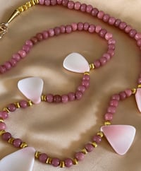 Image 2 of Pink Conch & Criw Beads Necklace