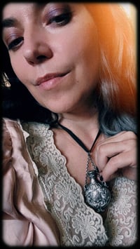 Image 1 of Incroyable fiole à senteurs, de la fin du XIXème siècle, style rocaille, plaqué argent.