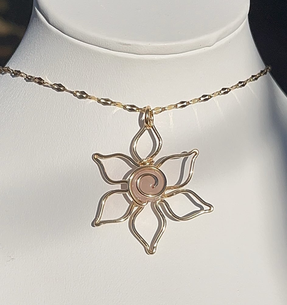 Image of Rose Quartz Flower Necklace