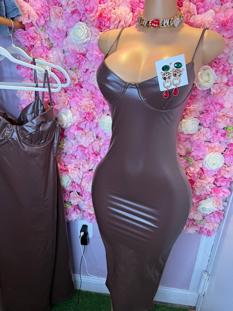 Coco Brown 
