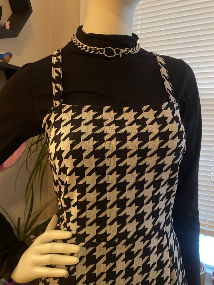Image of The Jess Jumper (houndstooth size lg-xlg) 