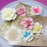 Image 1 of ZENIA Flower DieCut 