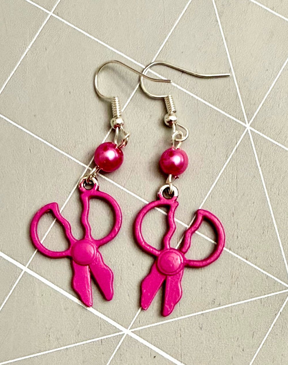 Image of Twisted Scissors Earrings