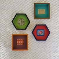 Image 5 of Textile (squares)