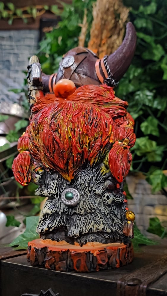 ๐The Armored Kingdom Valgnome the Fearless Statue