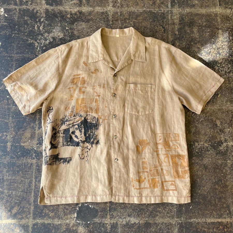 Image of Linen box fit button up