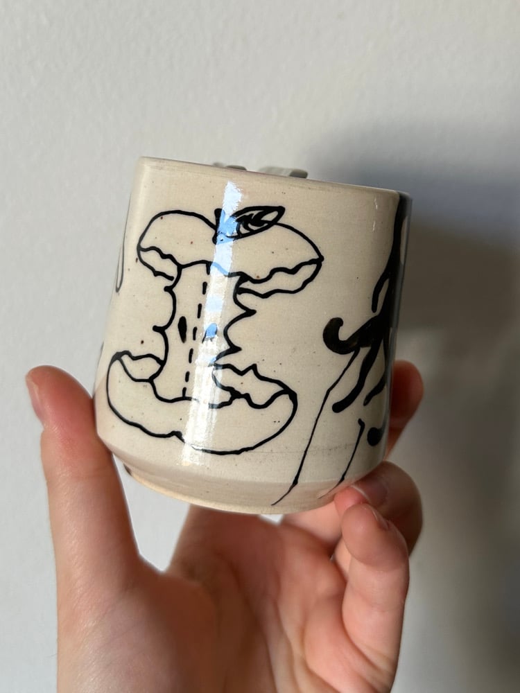 Image of Girl Ash Cup (black)