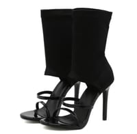 BLACK CAT HEELS