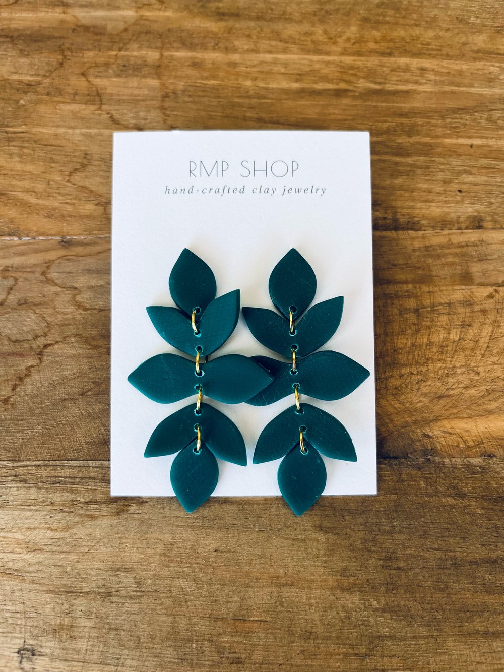 Image of Leaves in Forest Green