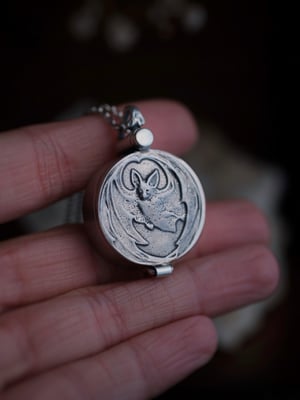 Image of NYX KEEPSAKE LOCKET