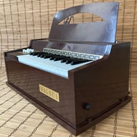 Image 4 of Magnus Model 300 • Chord / Air Organ • 1960s made in USA