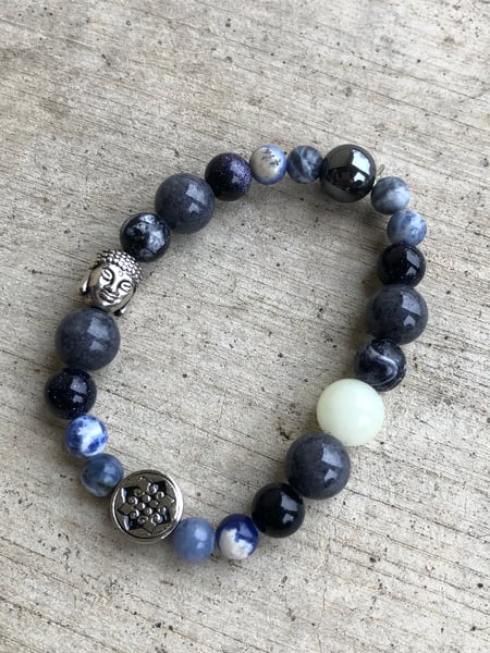 Image of Gray Buddha