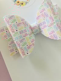 Image 2 of Birthday bow 