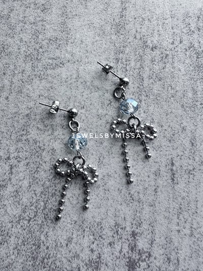Image of Icy Crystal Bow