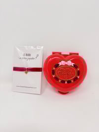 Image 1 of Ensemble bracelet et Polly Pocket coeur de Noël rouge 2 persos