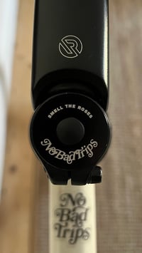 Image 5 of Smell The Roses Top Cap