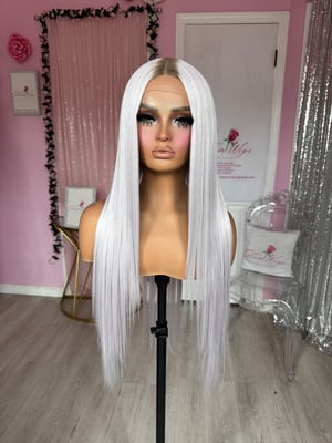 Image of Lilac straight kuxury( ready to ship) 