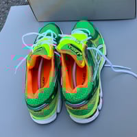 Image 5 of size us8.5 uk7.5 eu42 cm26.5