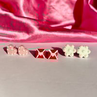 Secret Admirer Stud Set