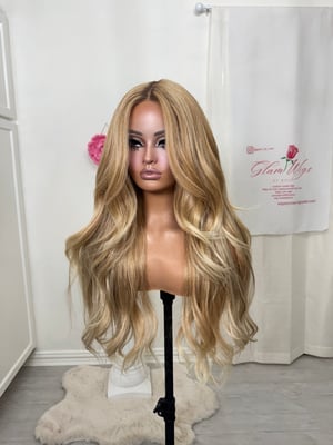 Image of Rita with clip in extensions (pre order)