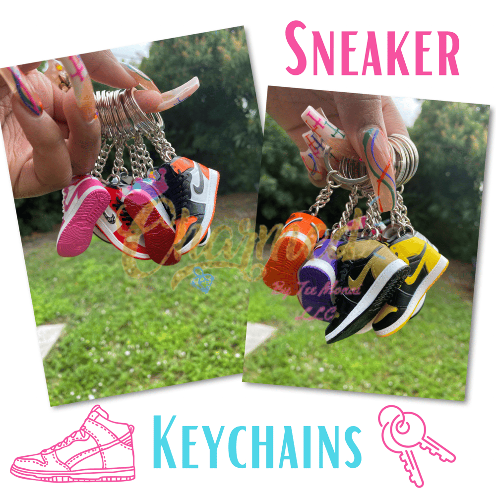 Image of Sneaker keychains 👟❤️