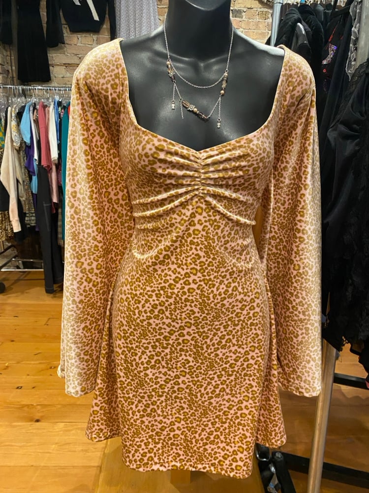 Image of Bell Sleeve Dress (baby pink leopard)
