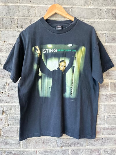Image of 1999 Vintage “STING - BRAND NEW DAY” TOUR 2000 Concert Tee, SIZE: LARGE