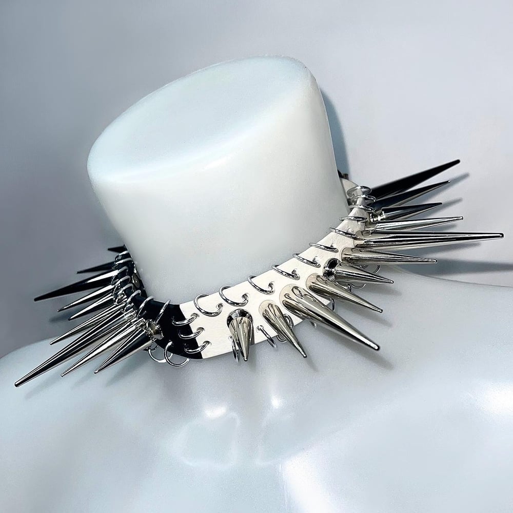 Image of SPLIT CHOKER