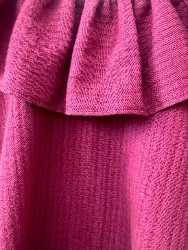 CYCLAMEN HUIPIL WITH RUFFLE