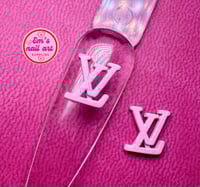 L-v logo in pink 