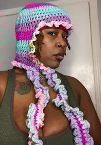 Image 2 of mauve stinger 