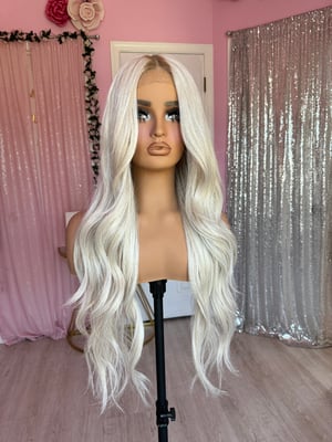 Image of icy blonde light brown roots (pre order)