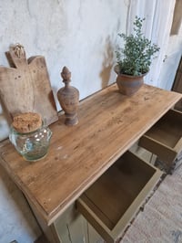 Image 4 of Le buffet patiné 