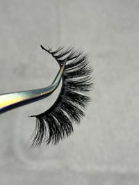 Image 4 of Flutter