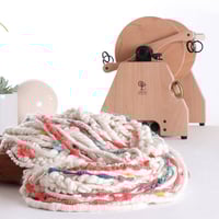 Image 2 of Jumbo E Spinner