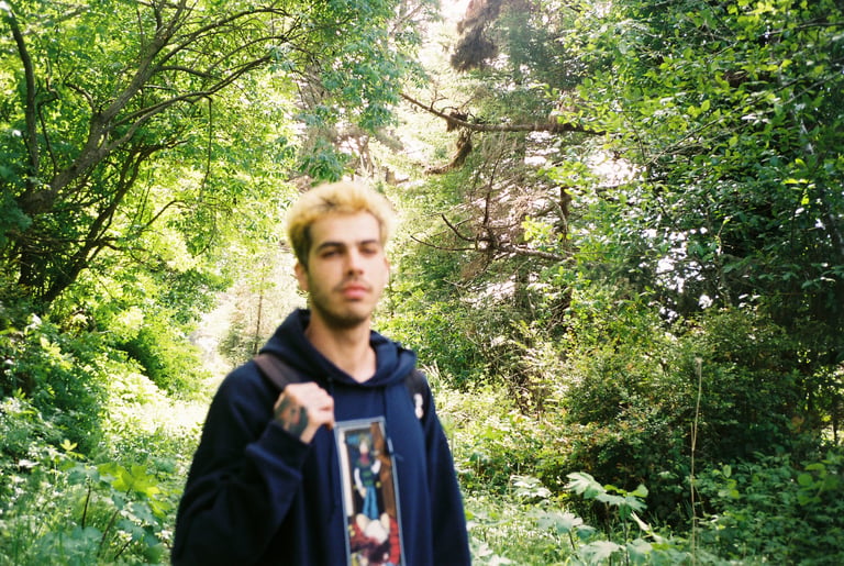 KURT'S REVENGE HOODIE Image 5