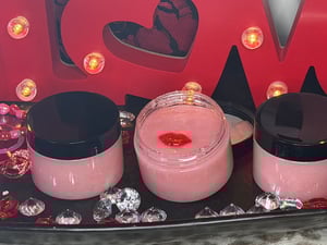 Image of Chocolate Covered Strawberry Yoni Scrub